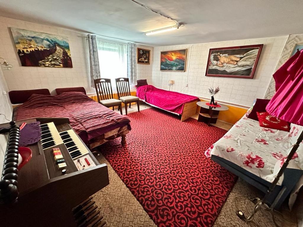 Piekalne Hotel Kalniesi Kültér fotó